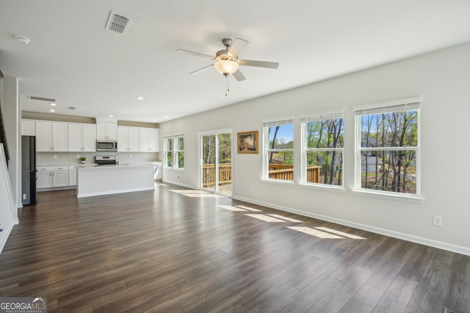 Dawsonville, Georgia 30534, United States, 4 Bedrooms Bedrooms, ,3 BathroomsBathrooms,Residential,Active,107841