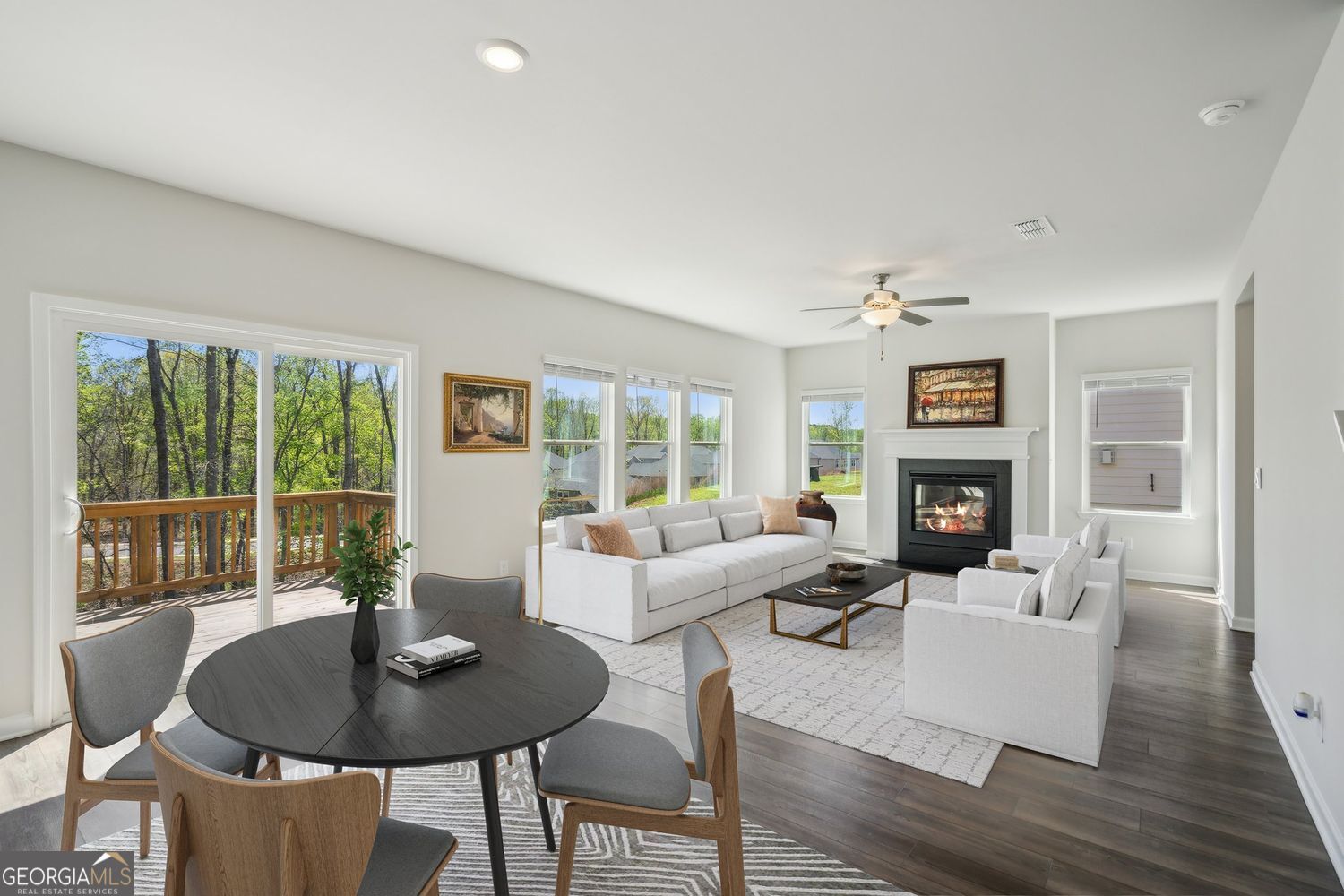 Dawsonville, Georgia 30534, United States, 4 Bedrooms Bedrooms, ,3 BathroomsBathrooms,Residential,Active,107841