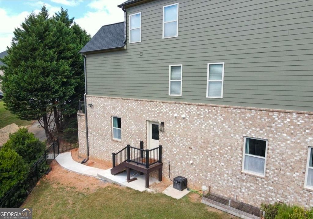 Photo of 2184 Skye Isles Pass, Lawrenceville, GA 30045 (MLS # 10724788)