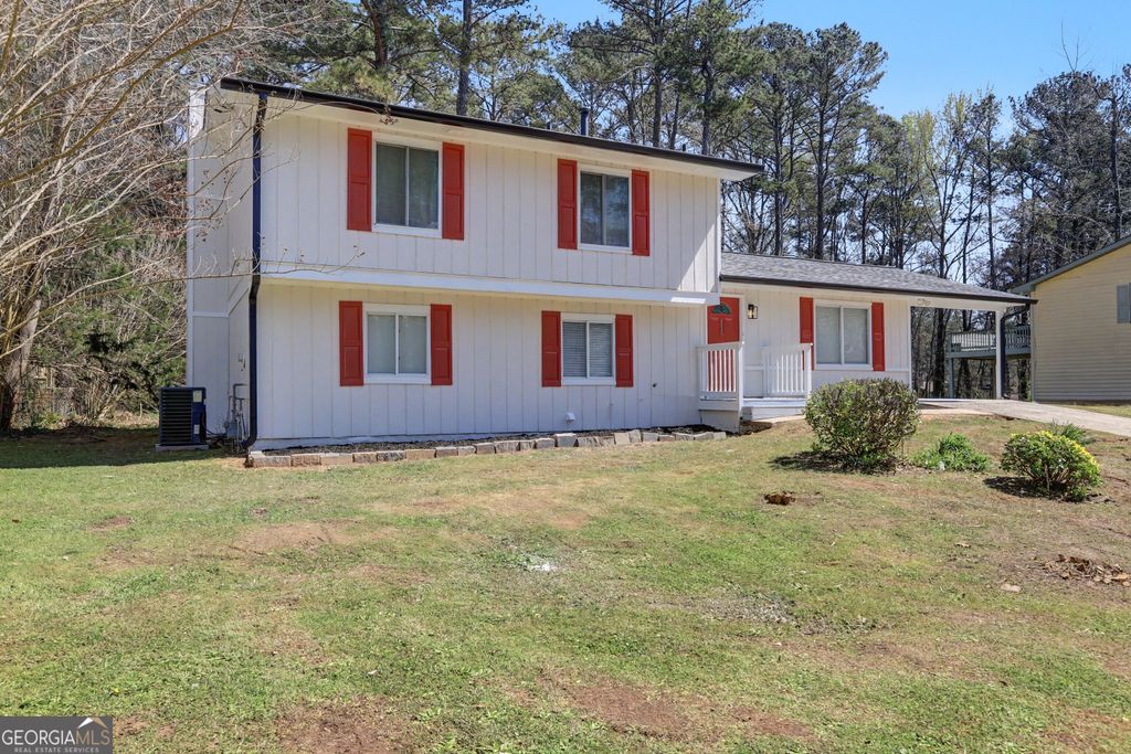 Photo of 7230 Connell Road, Fairburn, GA 30213 (MLS # 10714171)
