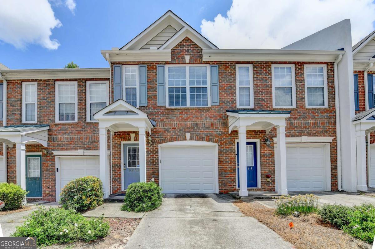 3282 Mill Springs CIR
