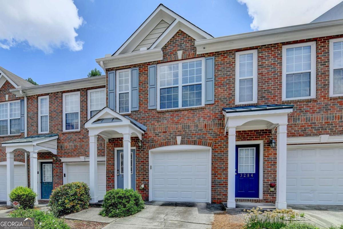 3282 Mill Springs CIR