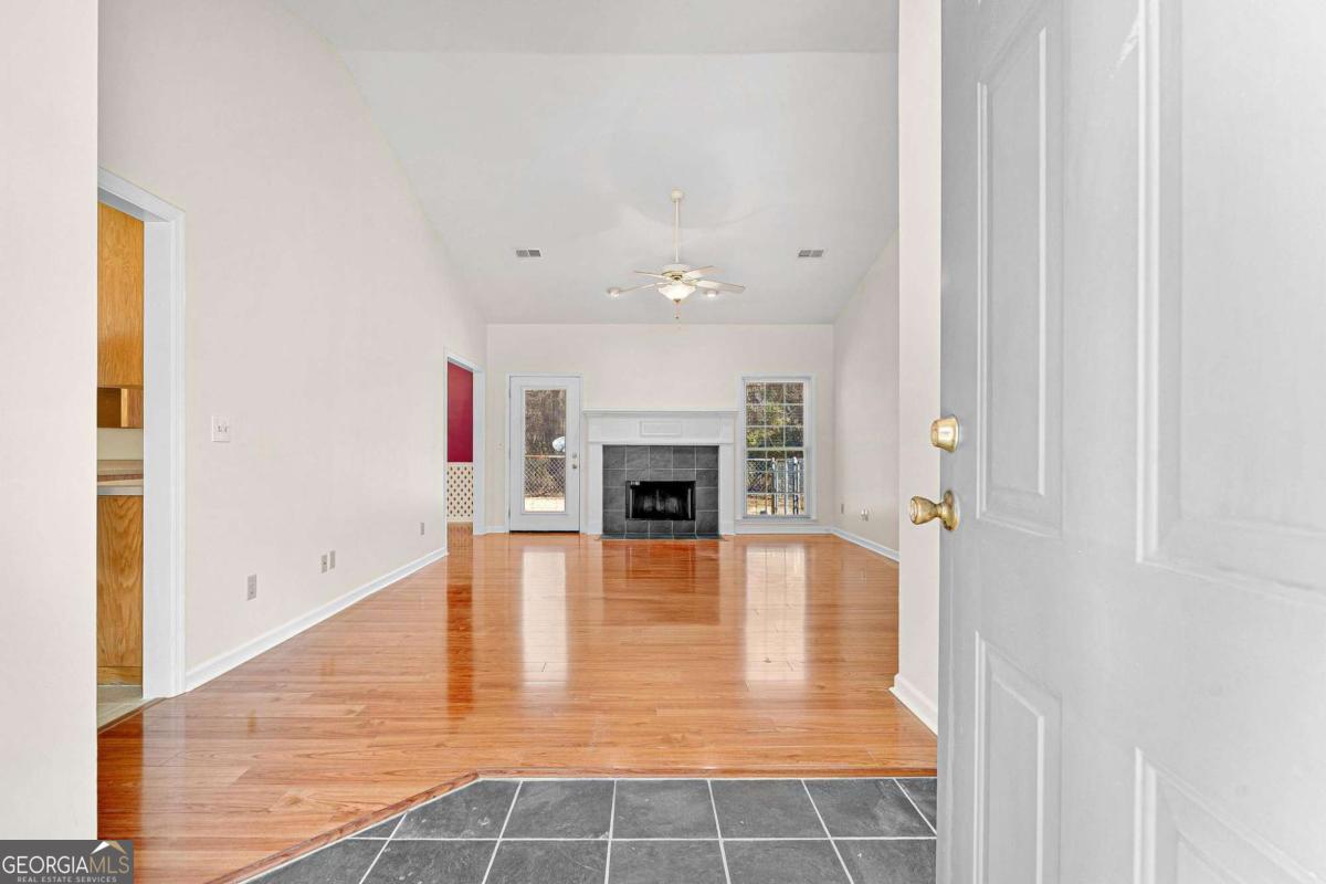 6270 Old Jefferson RD