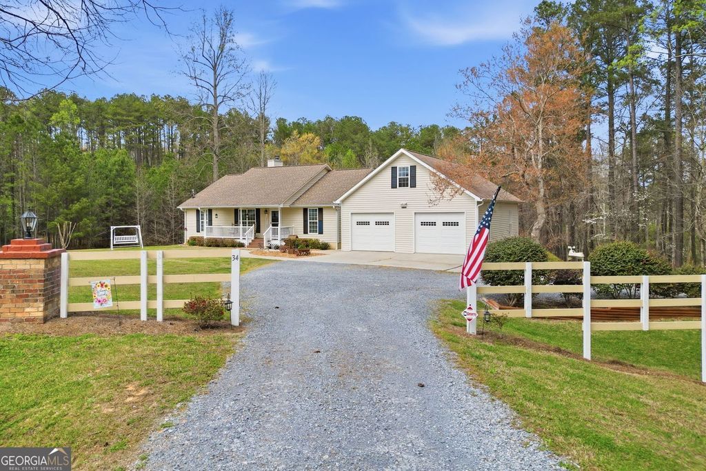 Photo of 34 Rock Hole Path, Dallas, GA 30132 (MLS # 10725425)