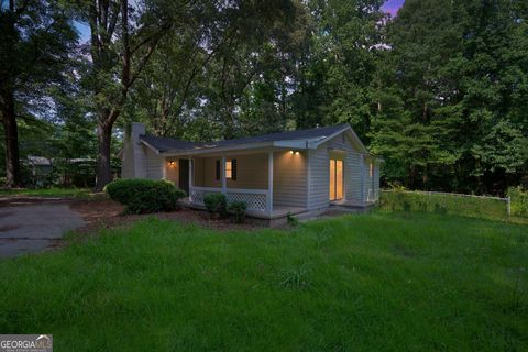 6770 Burkhead DR Union City GA 30291