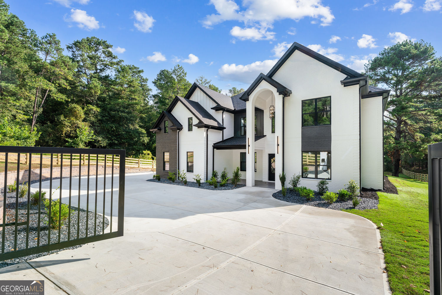 876 Bramlett Shoals RD