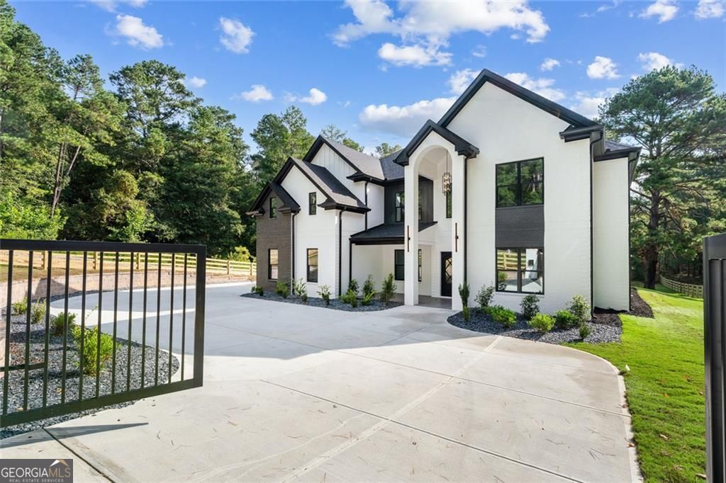 876 Bramlett Shoals RD