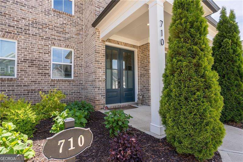 710 Bridgeview DR