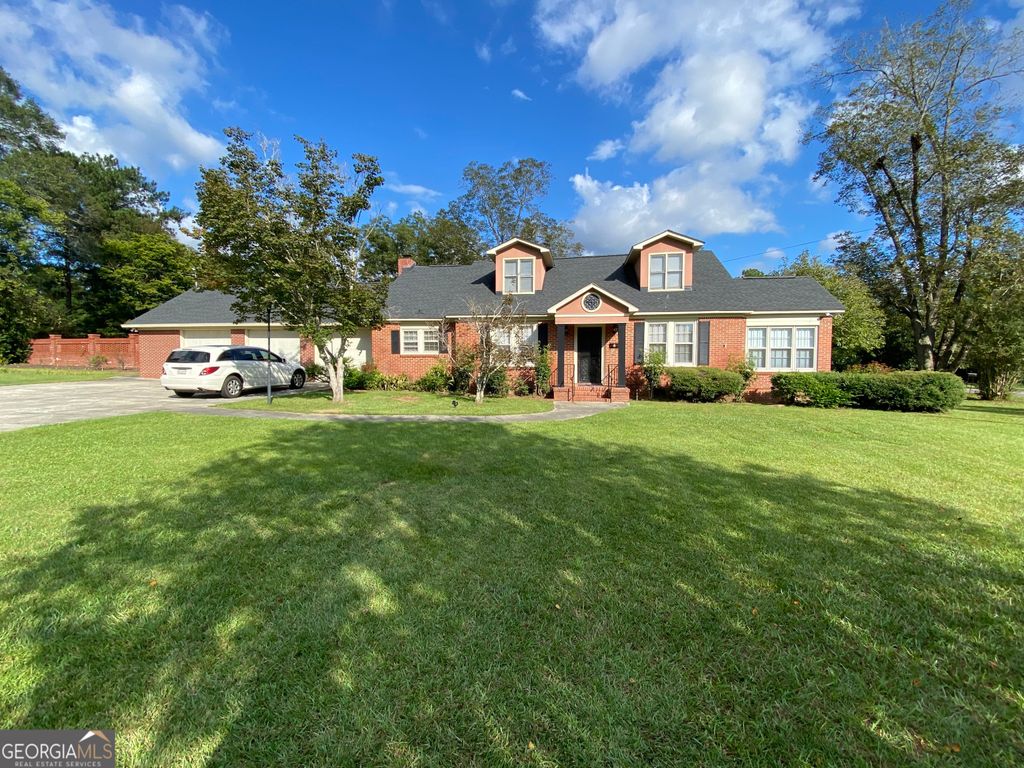 Photo of 808 Harvey Street, Millen, GA 30442 (MLS # 10674614)