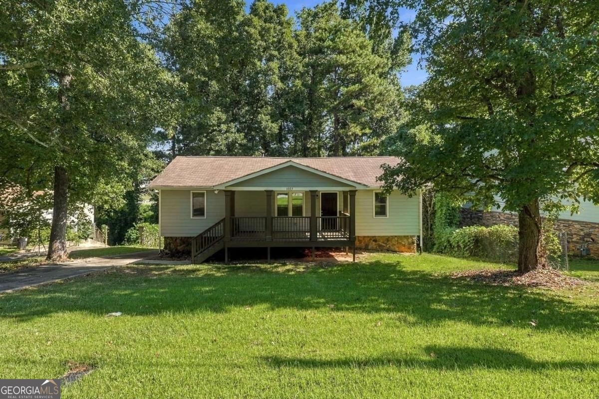 1003 Salisbury TRL
