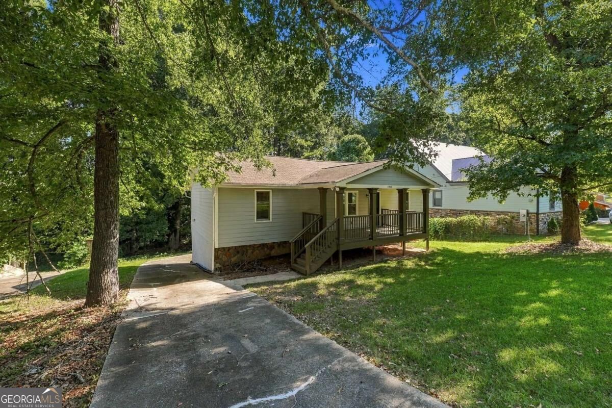 1003 Salisbury TRL
