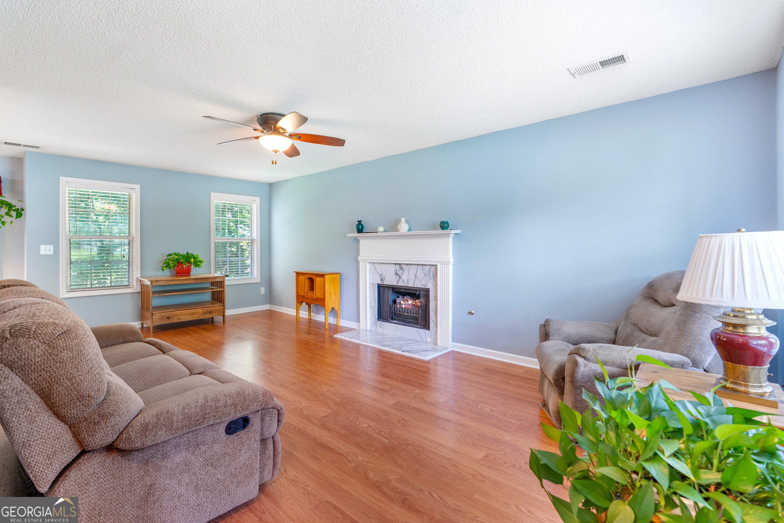 7760 Lazy River LN