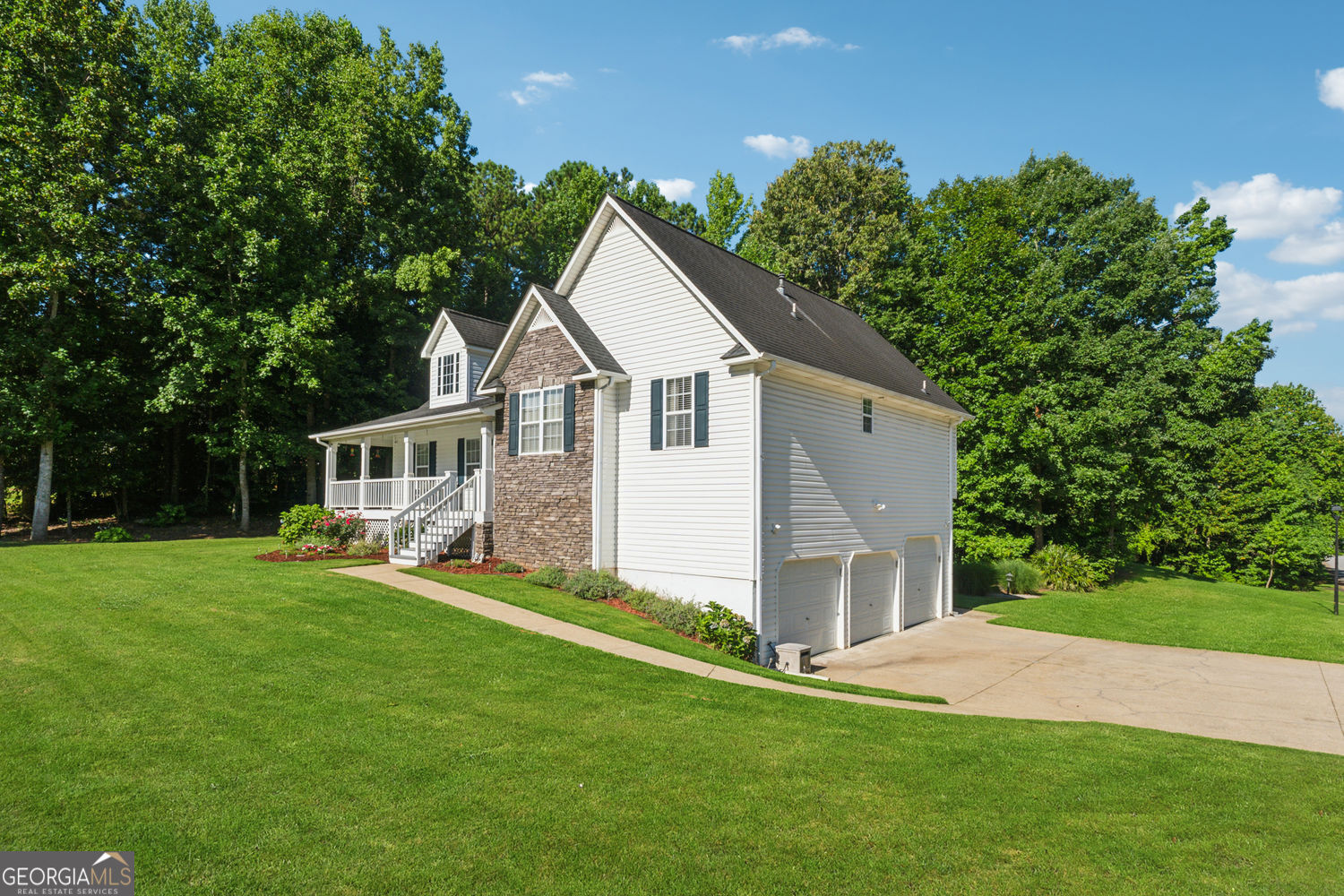 242 Barrington DR