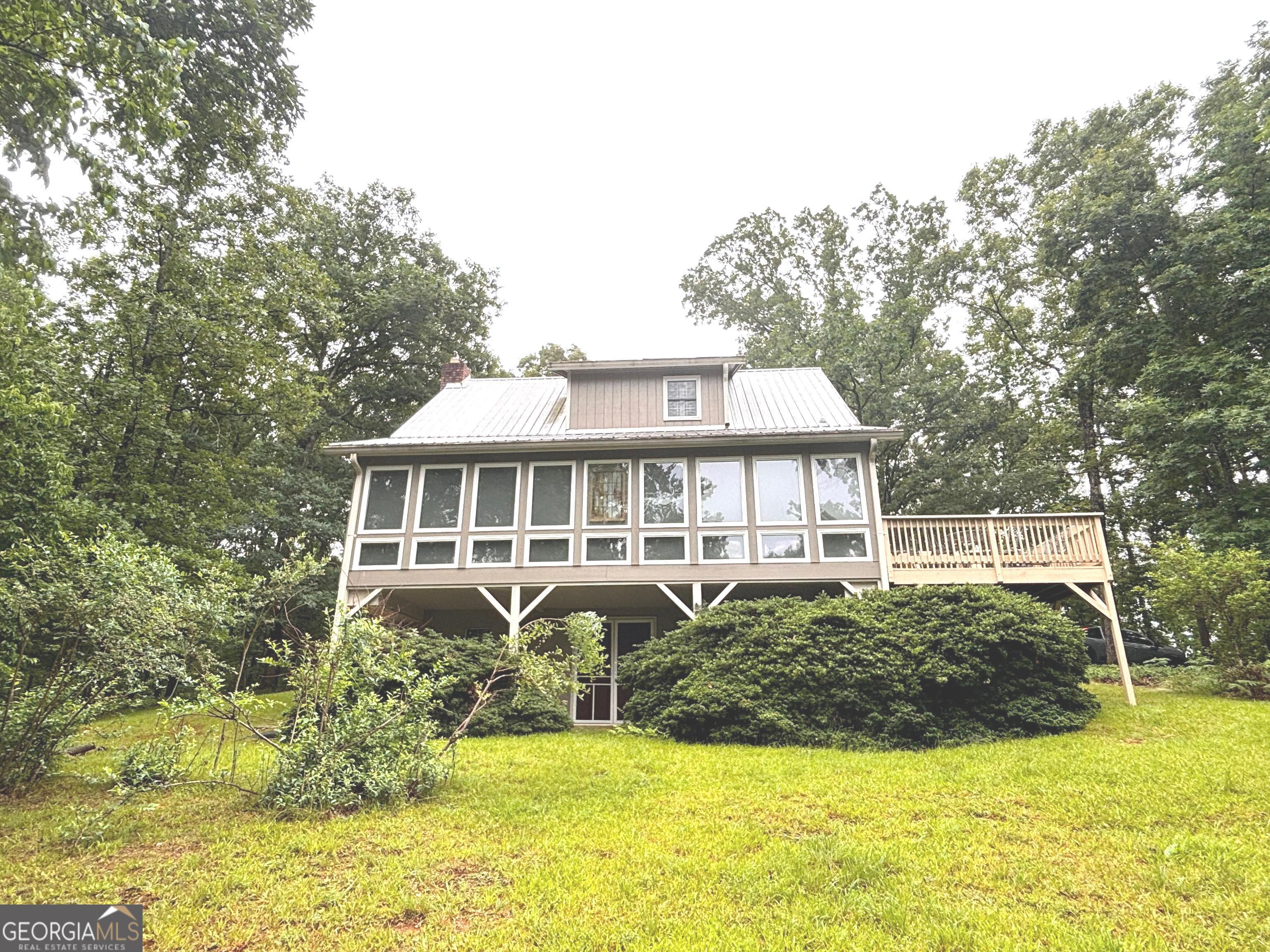 275 River Hill RD