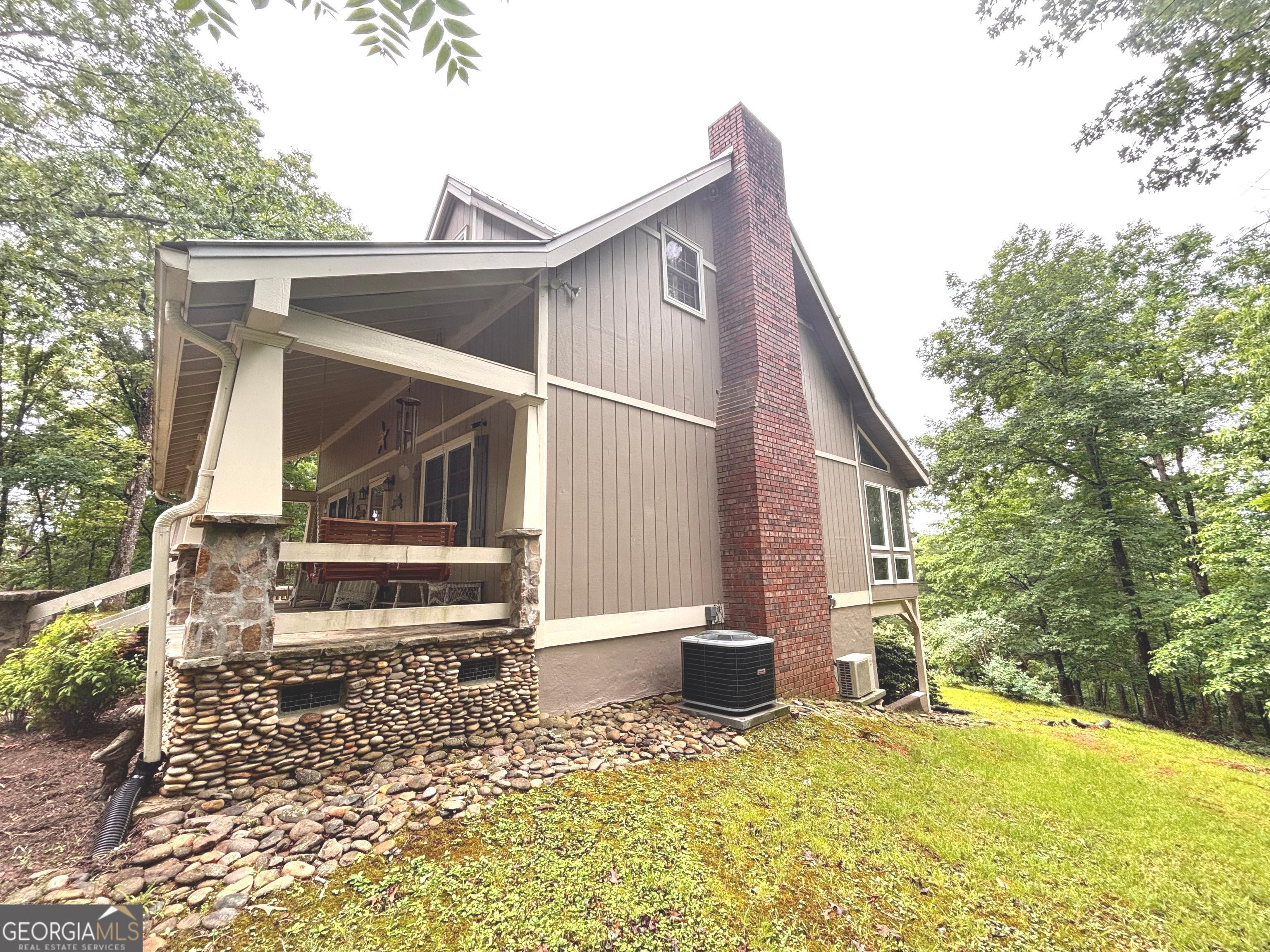 275 River Hill RD