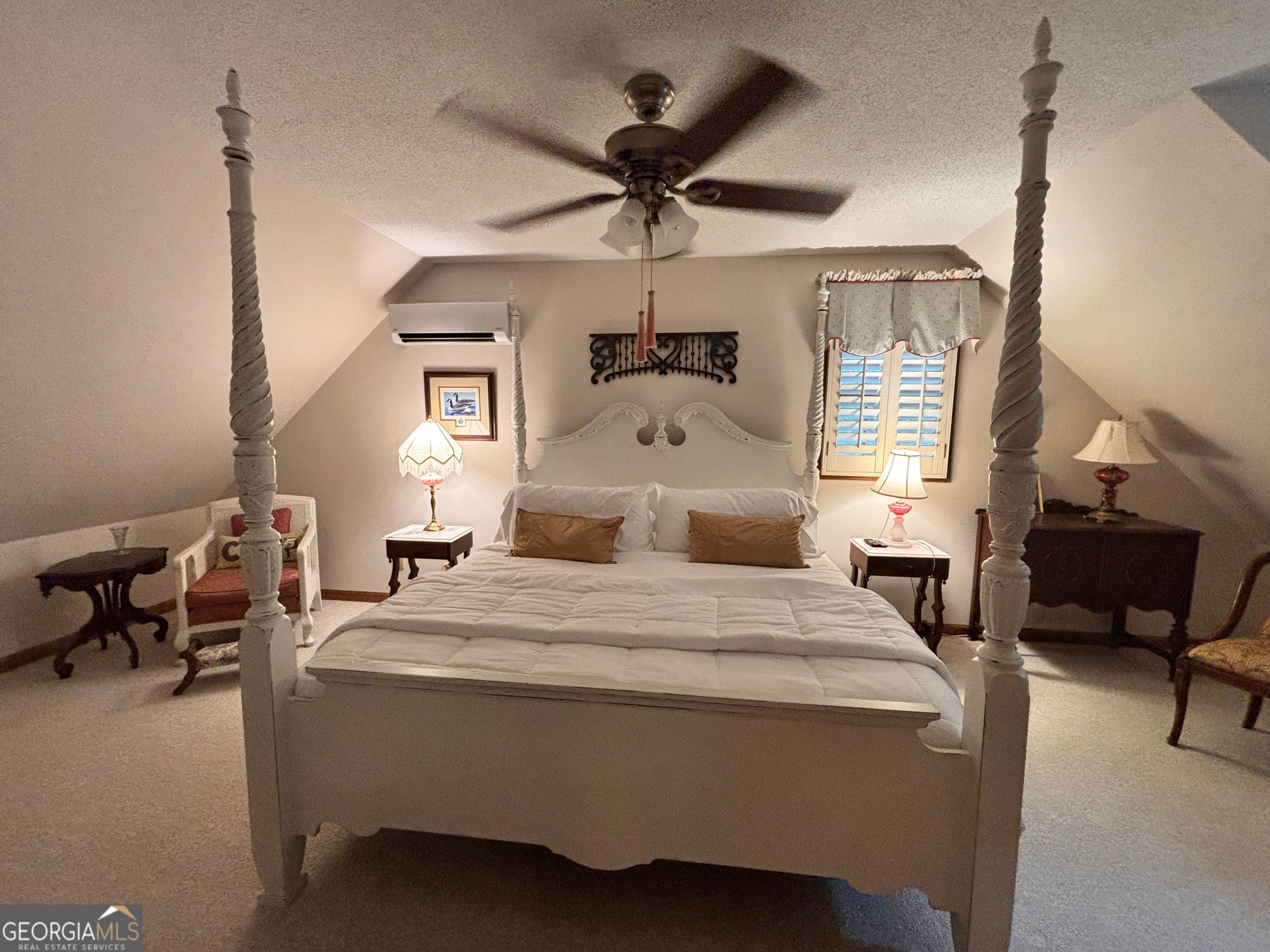 275 River Hill RD