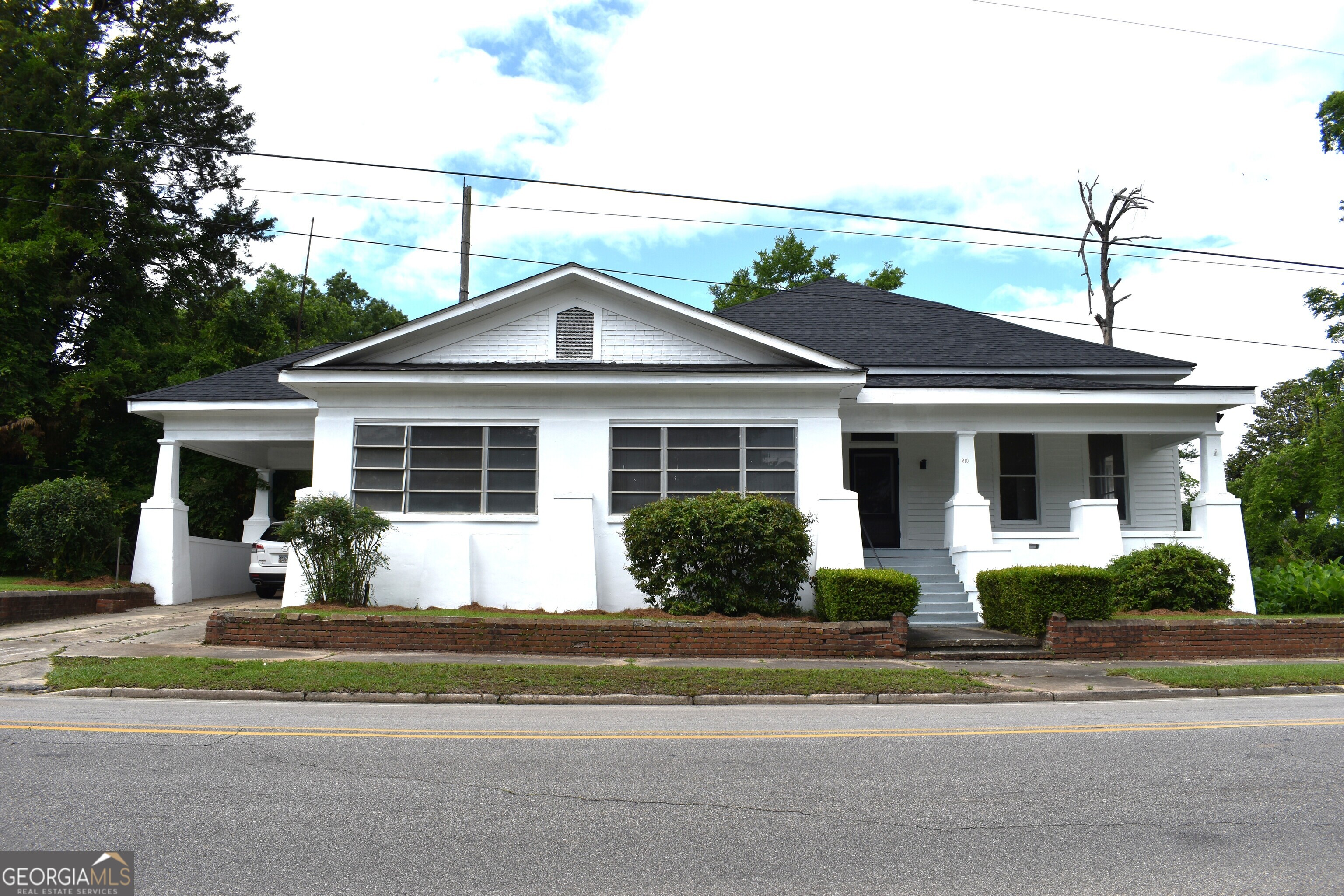Listing image 1