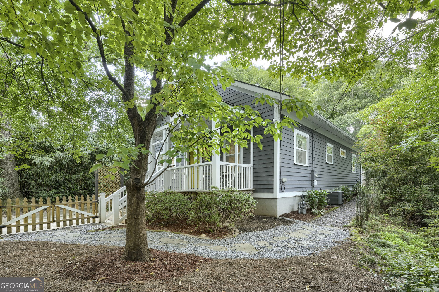 310 Oakdale RD