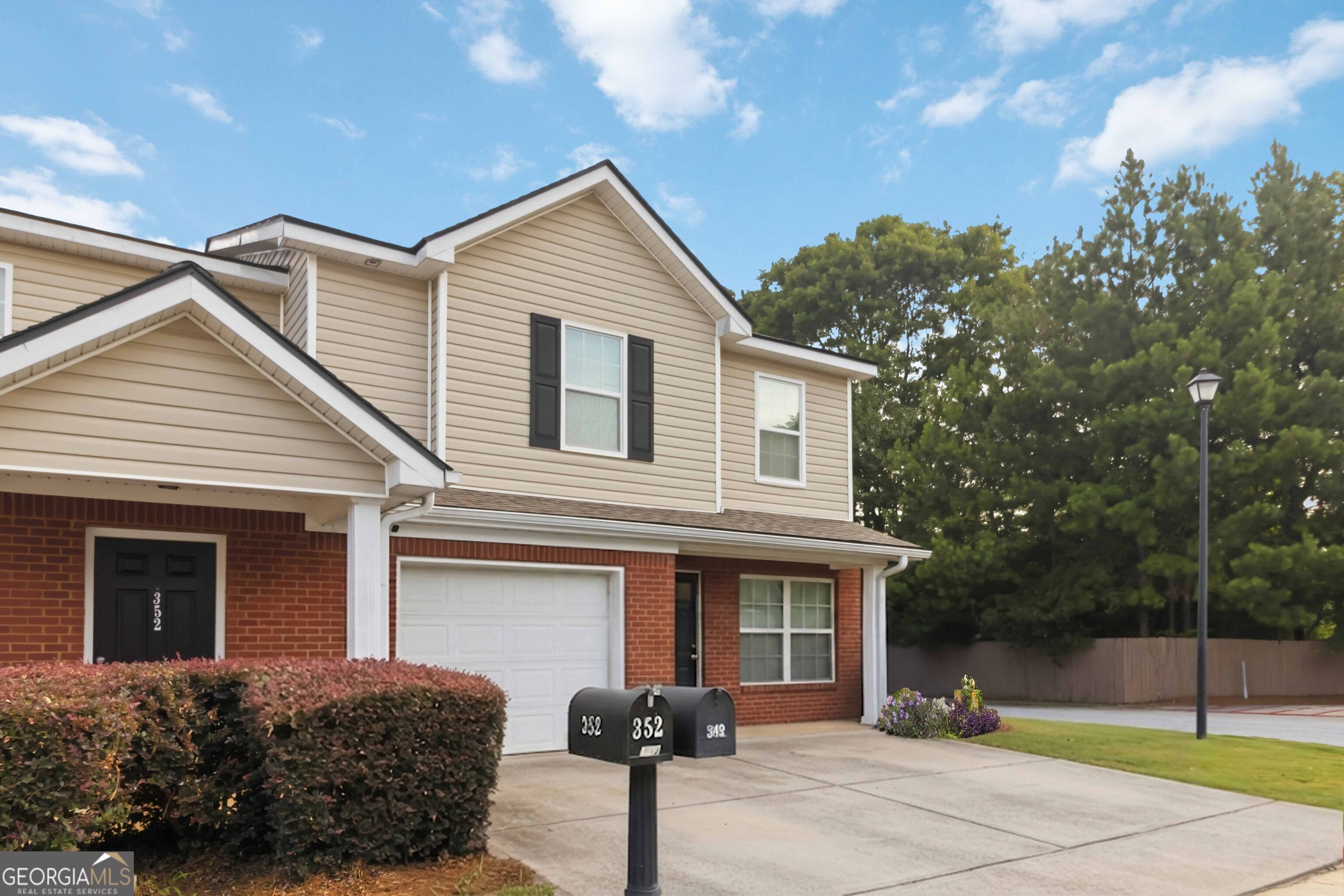 342 Tara Commons CIR