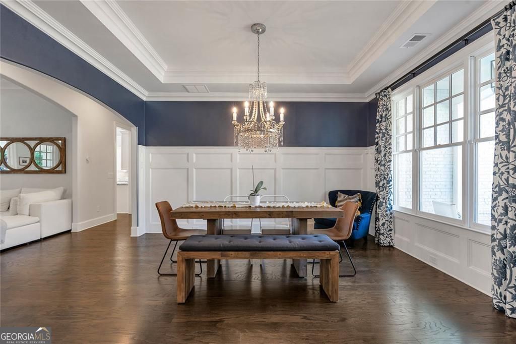 Alpharetta, Georgia 30004, United States, 4 Bedrooms Bedrooms, ,4 BathroomsBathrooms,Residential,Pending,202946