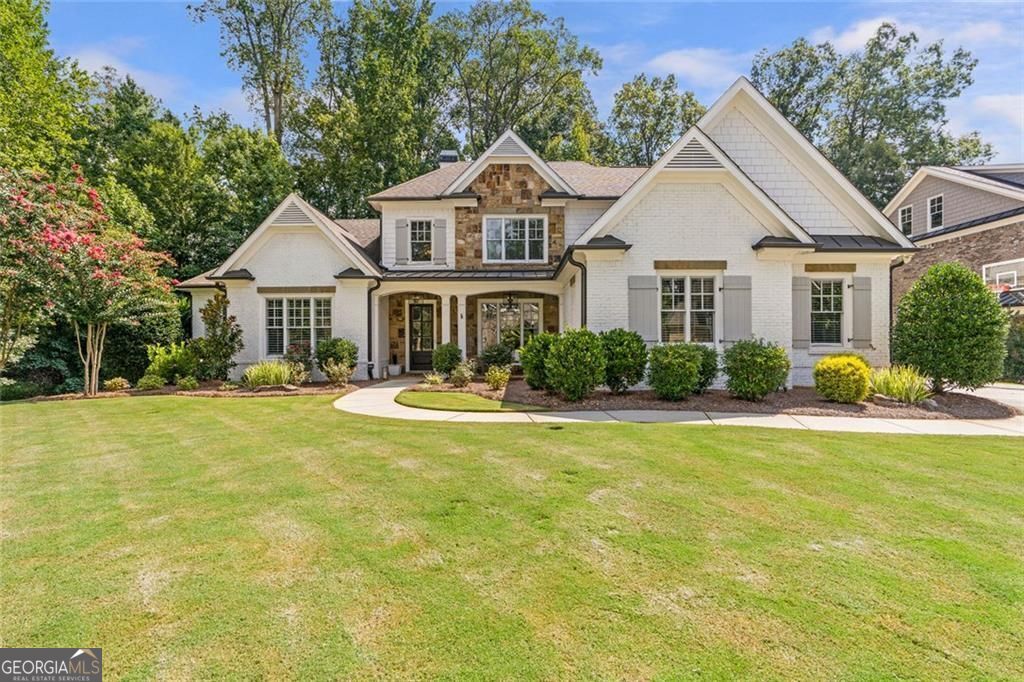 Alpharetta, Georgia 30004, United States, 4 Bedrooms Bedrooms, ,4 BathroomsBathrooms,Residential,Pending,202946