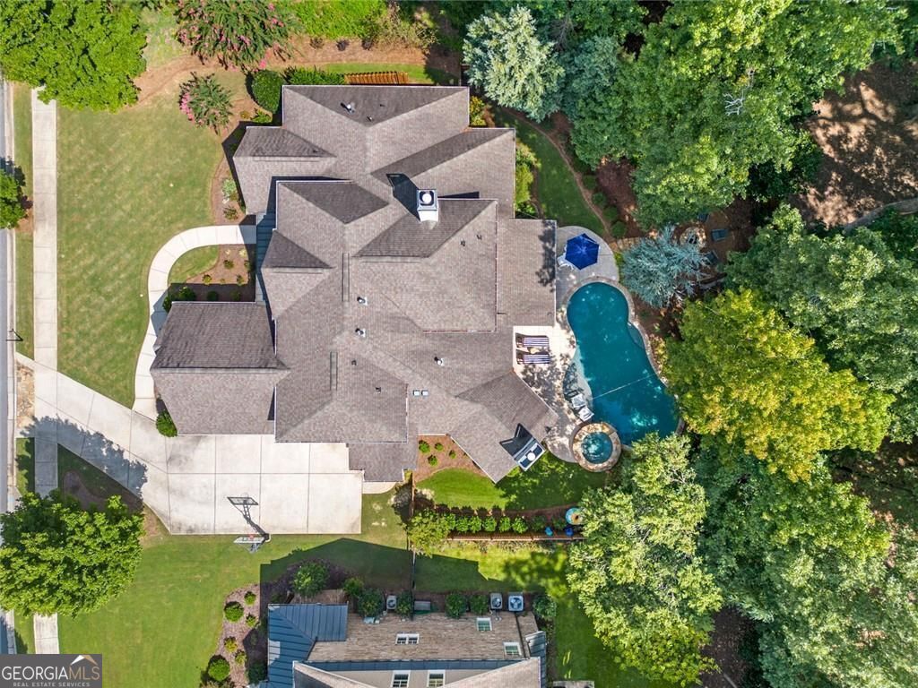 Alpharetta, Georgia 30004, United States, 4 Bedrooms Bedrooms, ,4 BathroomsBathrooms,Residential,Pending,202946