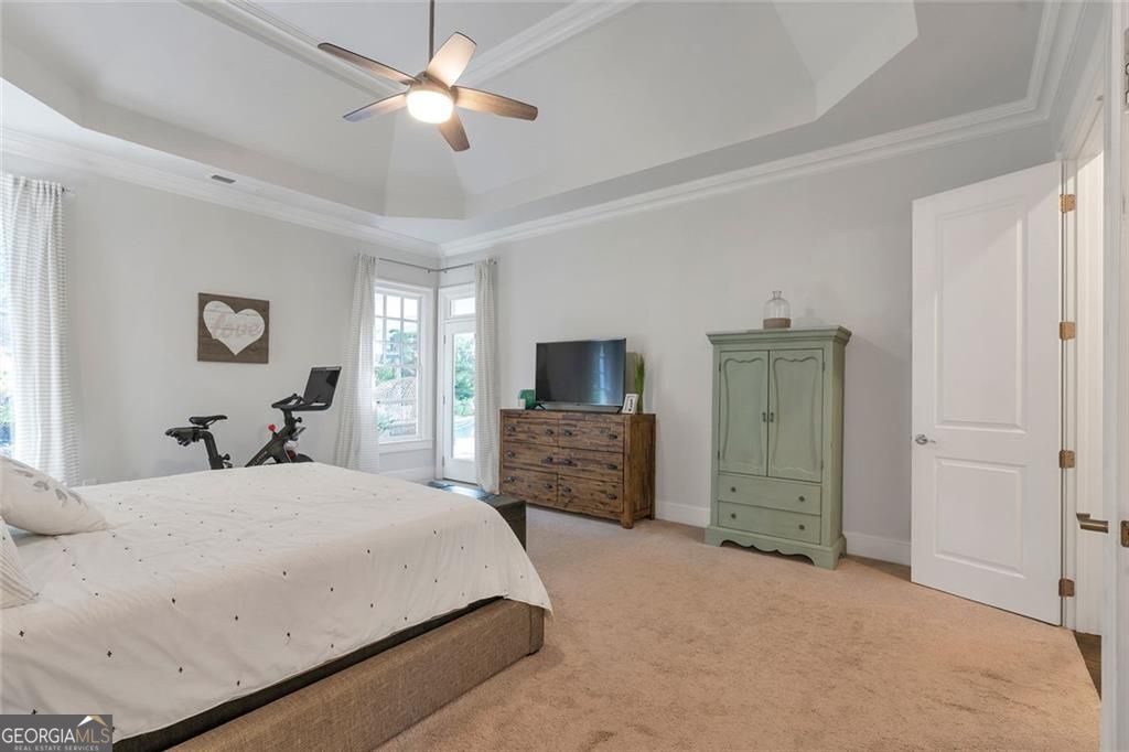 Alpharetta, Georgia 30004, United States, 4 Bedrooms Bedrooms, ,4 BathroomsBathrooms,Residential,Pending,202946