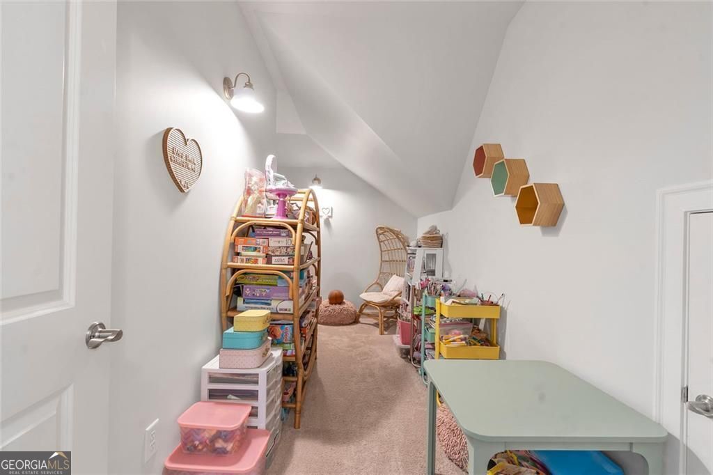 Alpharetta, Georgia 30004, United States, 4 Bedrooms Bedrooms, ,4 BathroomsBathrooms,Residential,Pending,202946