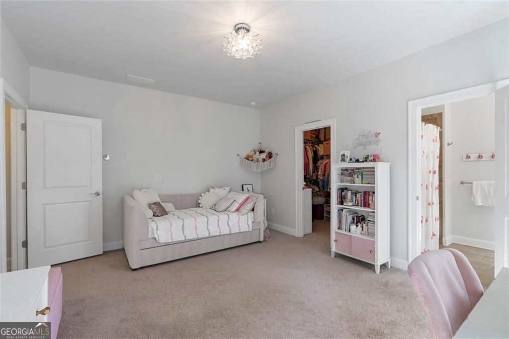 Alpharetta, Georgia 30004, United States, 4 Bedrooms Bedrooms, ,4 BathroomsBathrooms,Residential,Pending,202946