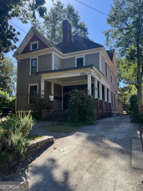 1353 La France ST NE Atlanta GA 30307