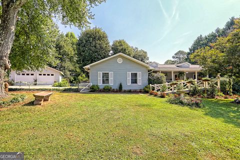 476 Franklin ST Dillard GA 30537