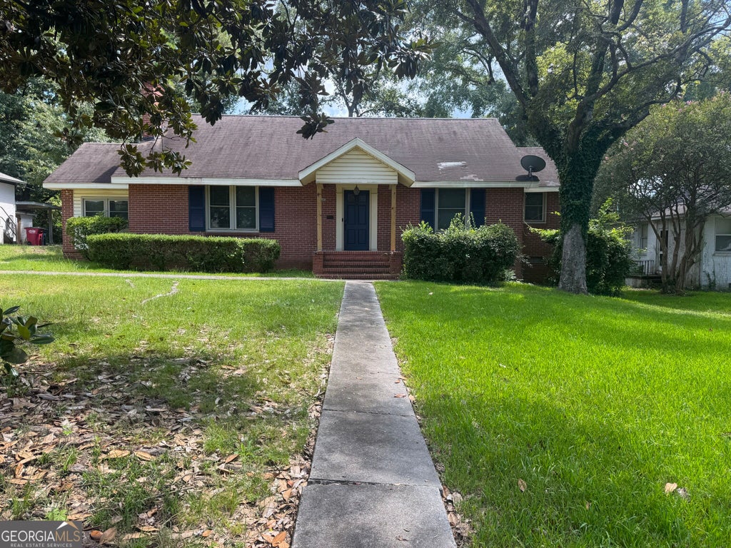 Photo of 2680 Vineville Avenue, Macon, GA 31204 (MLS # 10822992)