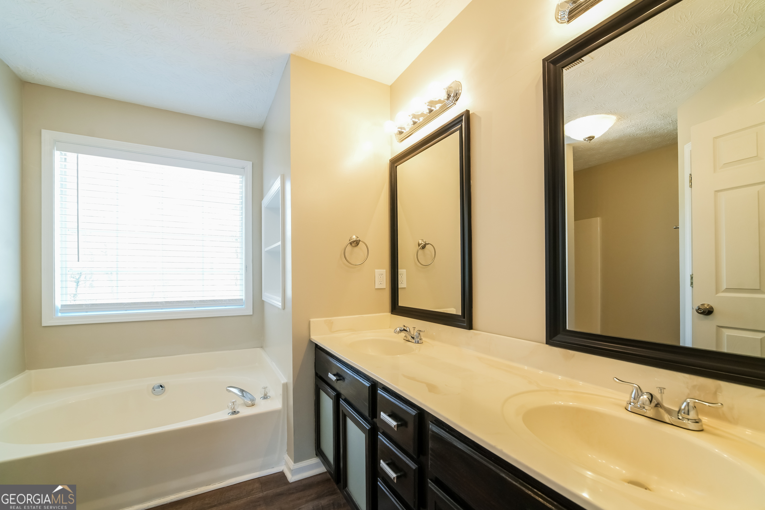 Summerfield at Burnt Hickory - Residential