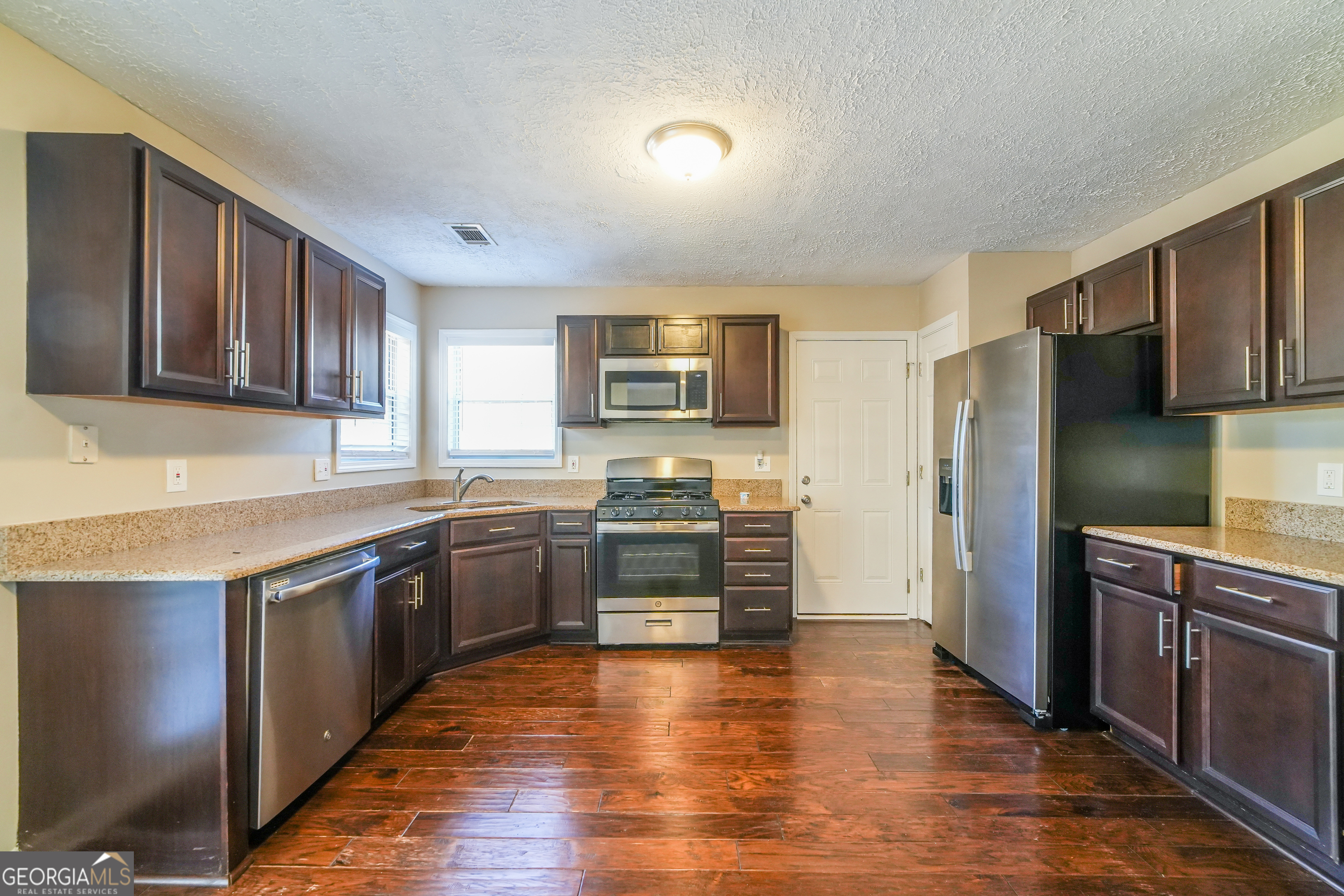 Summerfield at Burnt Hickory - Residential