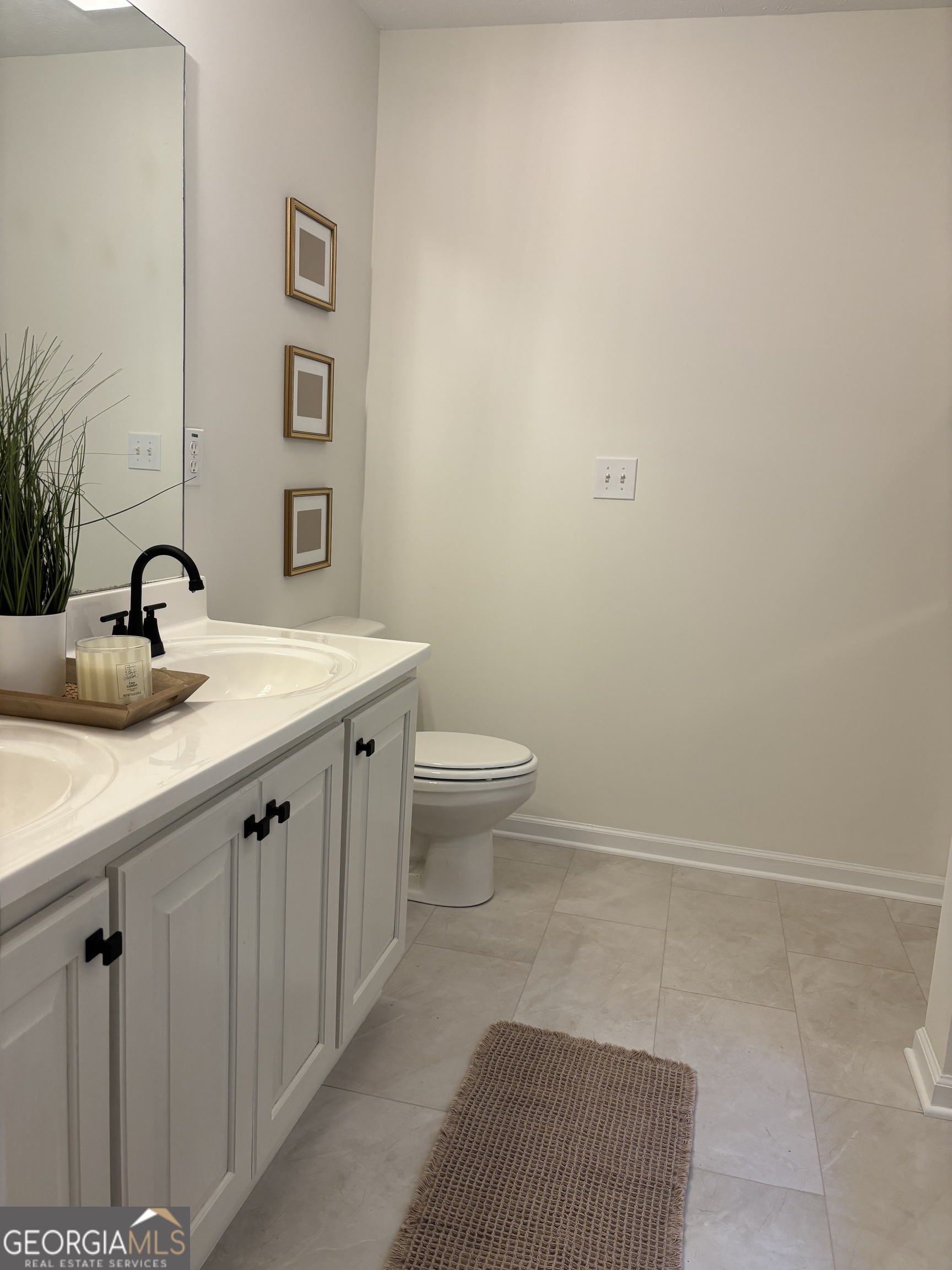 The Hills at Mountain View - Residential