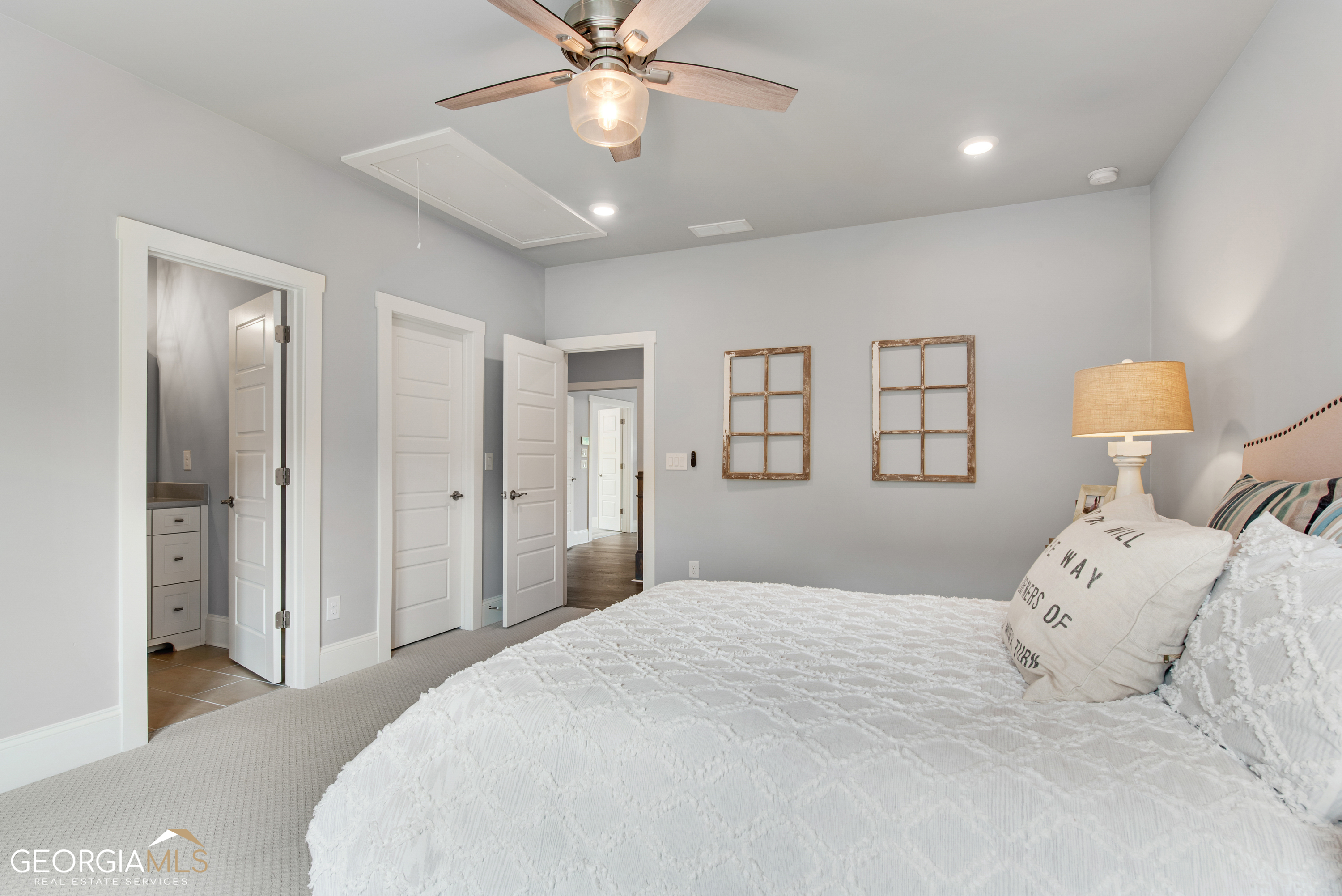 STONEY POINT FARMS - Residential