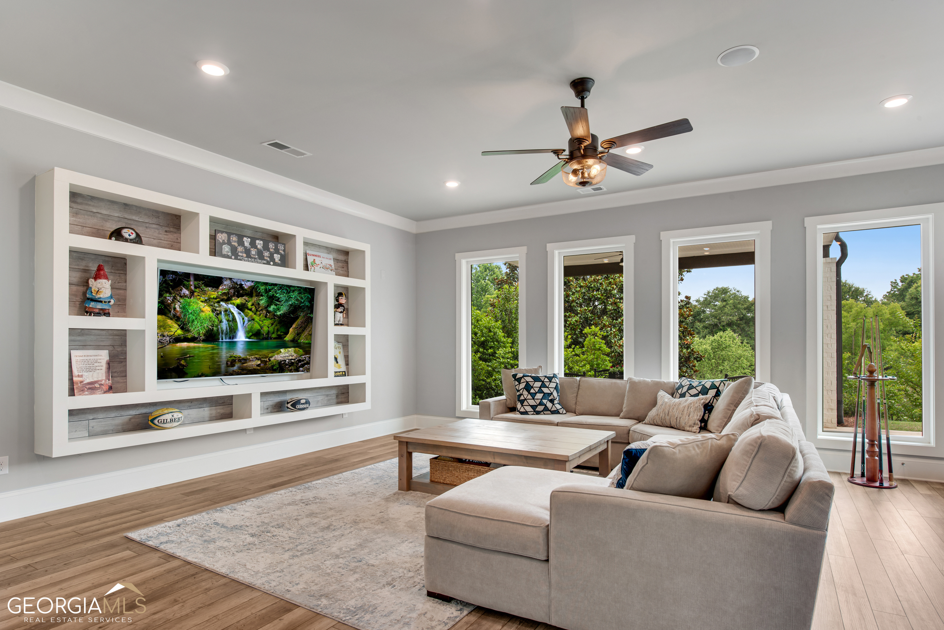 STONEY POINT FARMS - Residential