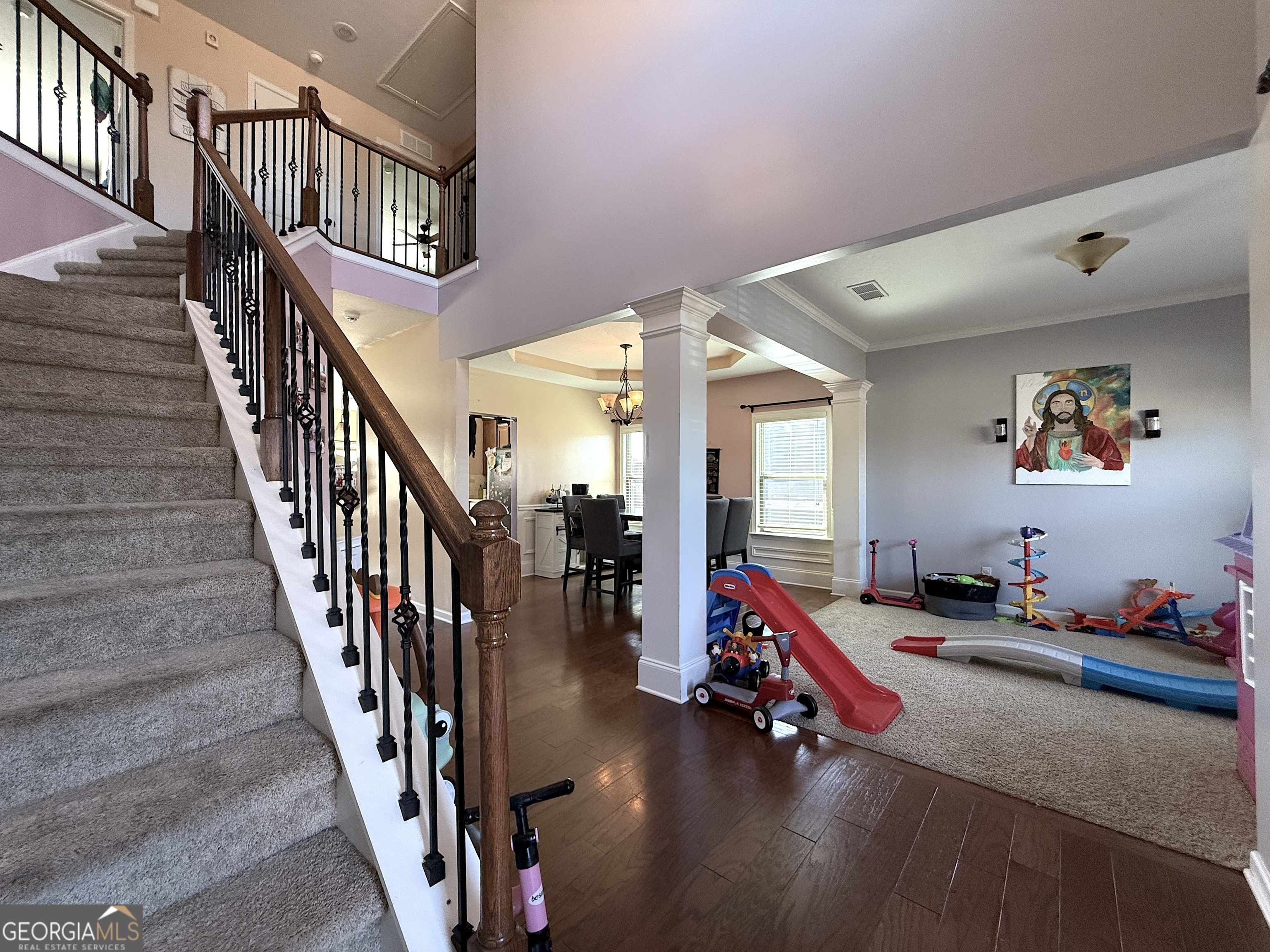 5090 Lexington LN