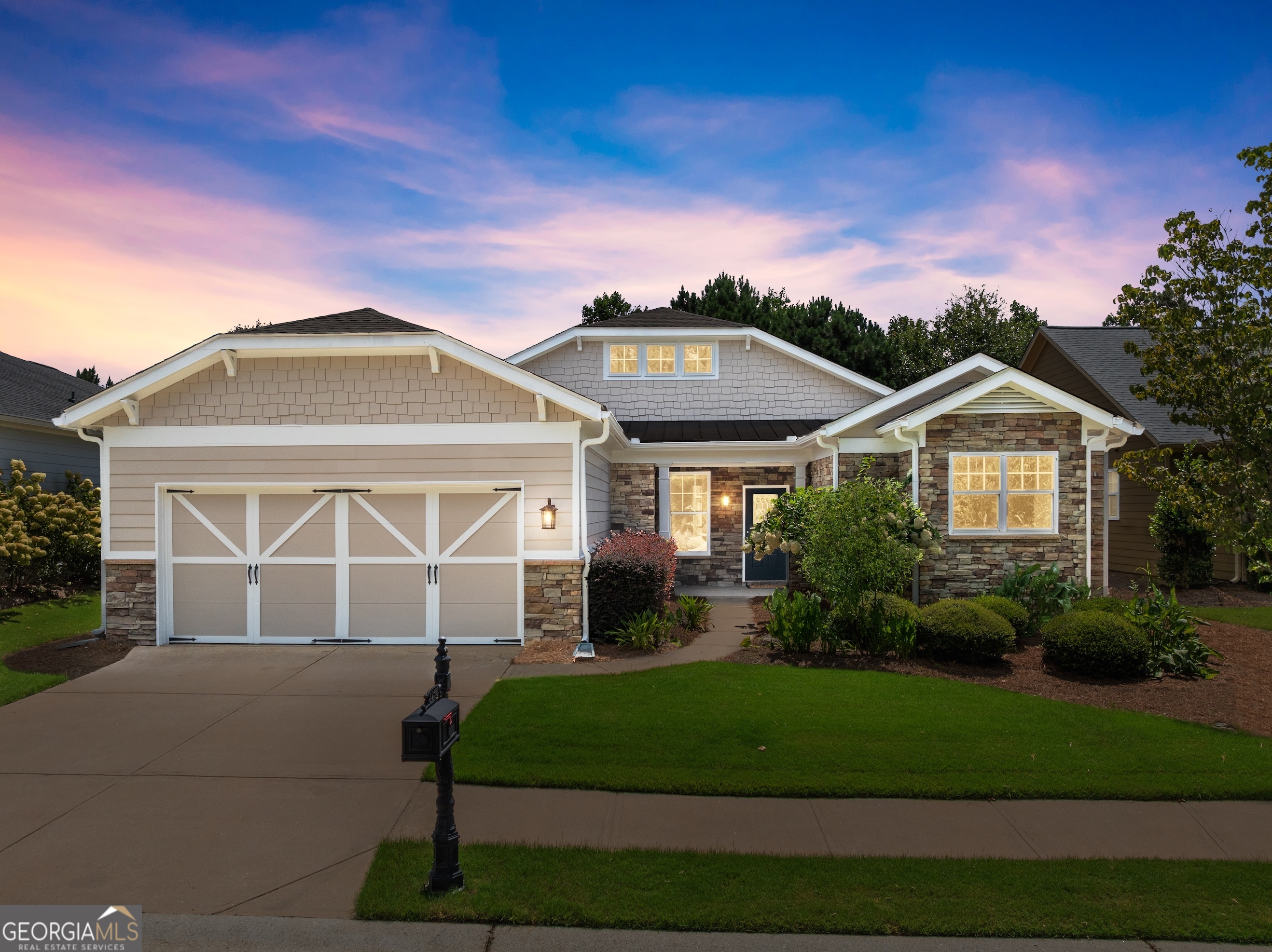 3230 Indian Hawthorne RDG SW