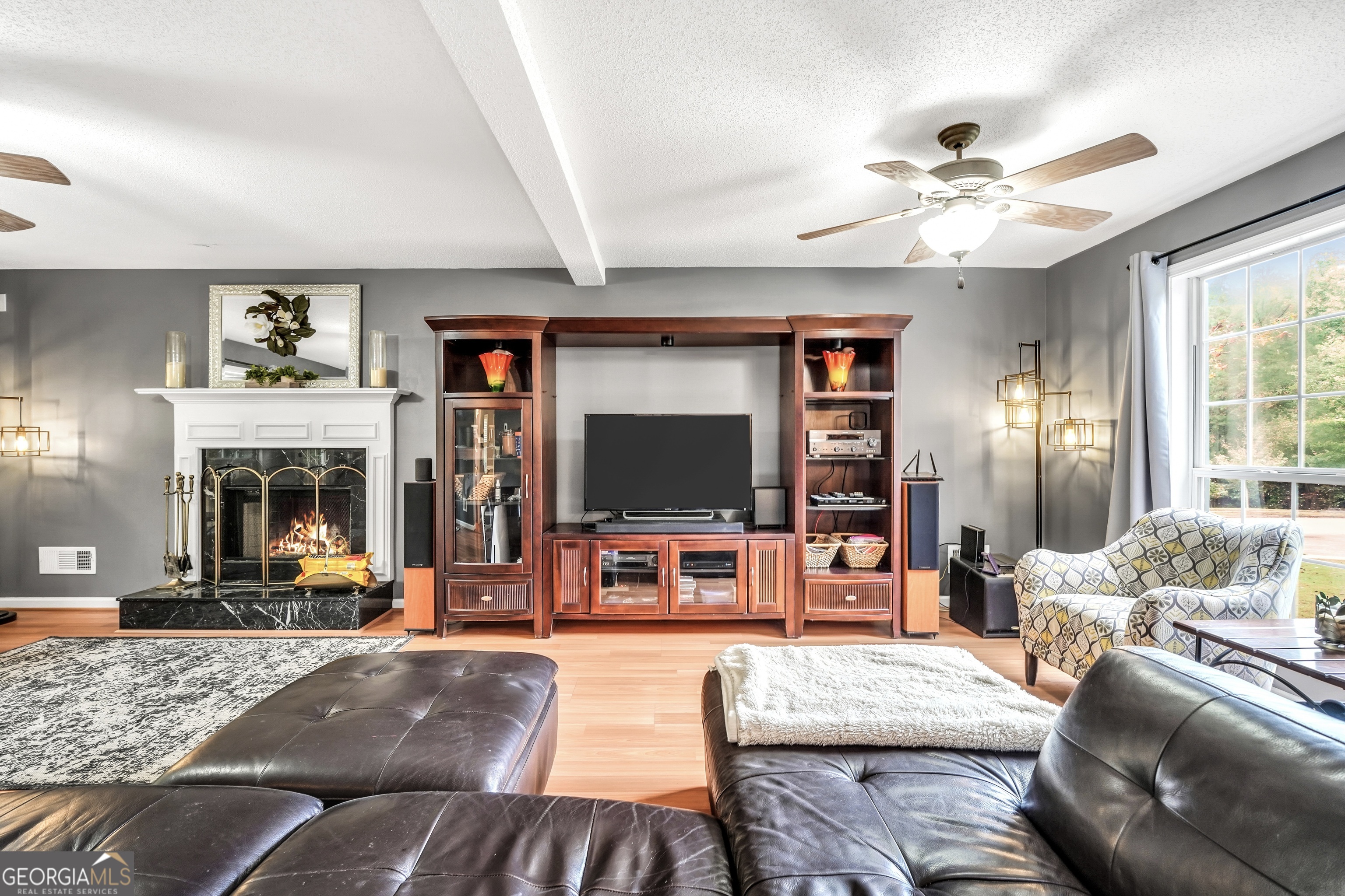 1100 River Green CT