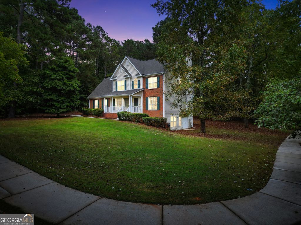 Photo of 1100 River Green Court, McDonough, GA 30252 (MLS # 10764625)