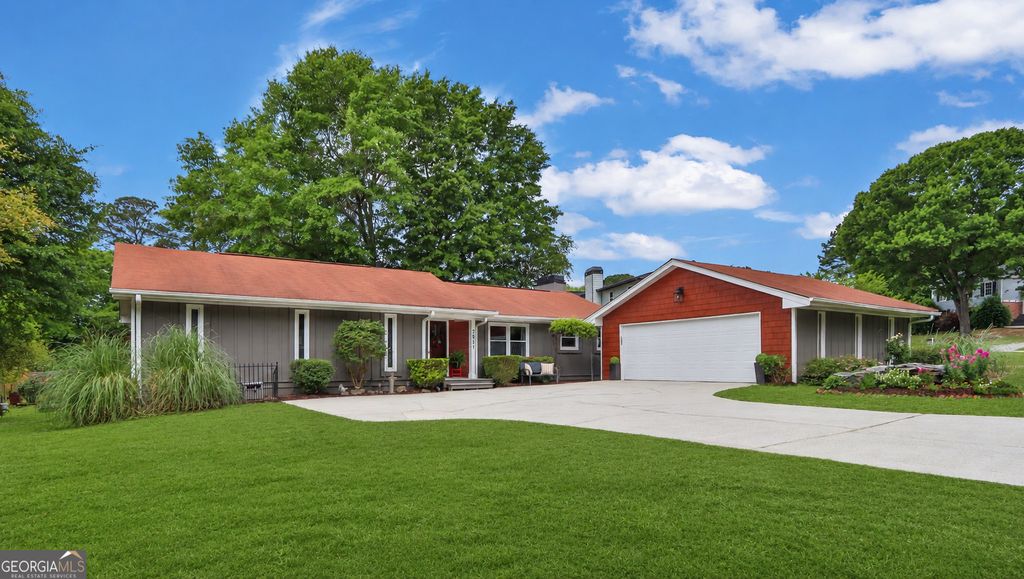 Photo of 2987 Overwood Lane, Snellville, GA 30078 (MLS # 10759921)