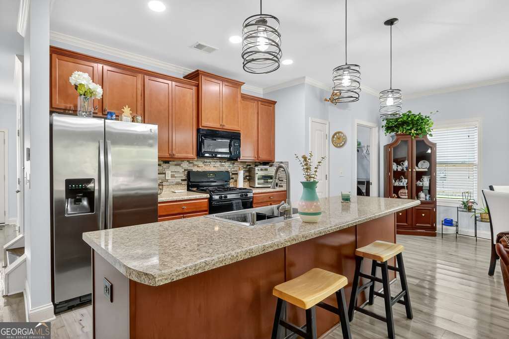 375 Hawthorne Ridge CIR