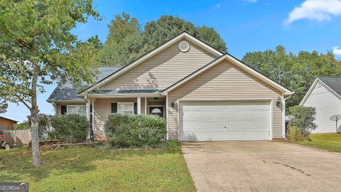 14 Huntington DR Grantville GA 30220