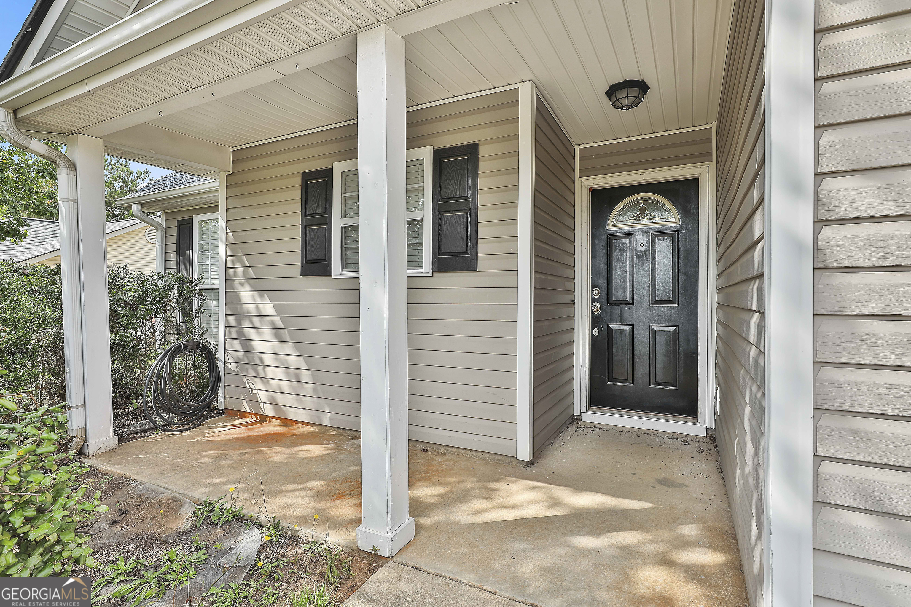 14 Huntington DR