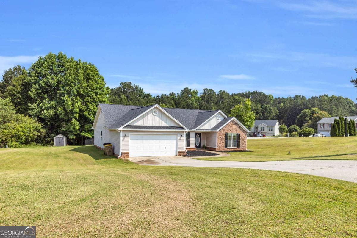 301 Lane DR