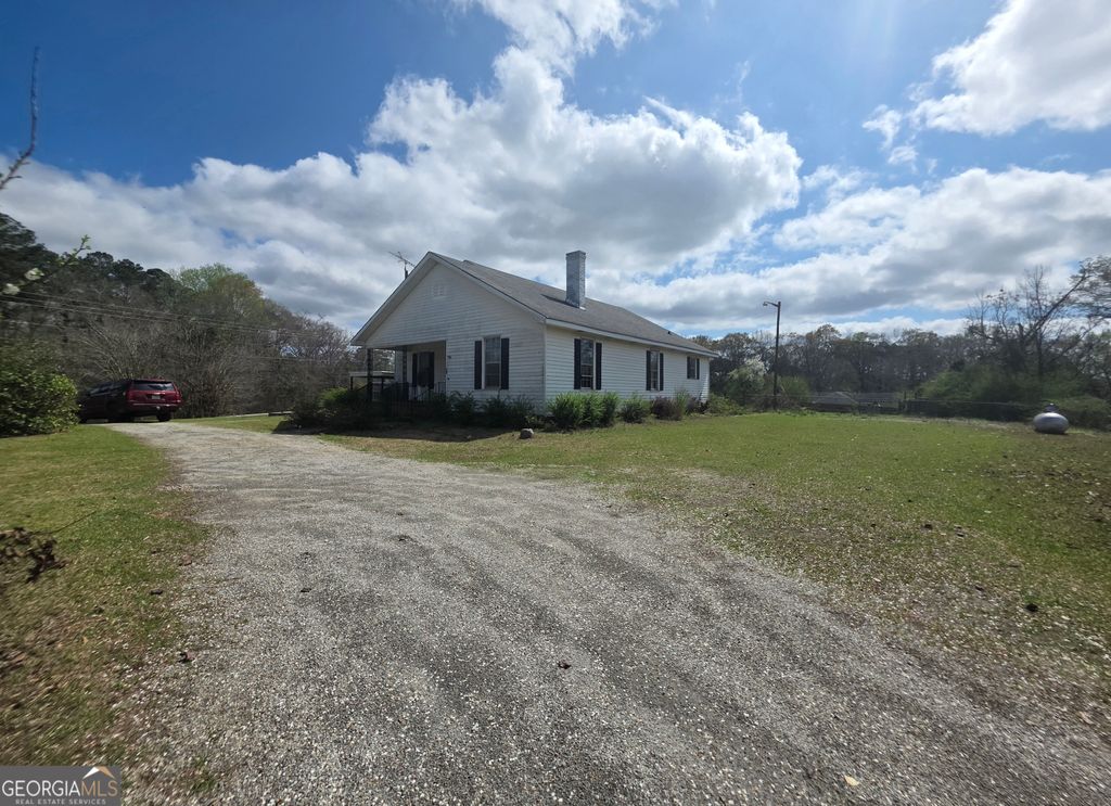 Photo of 47 Mathis Lake Road, Thomaston, GA 30286 (MLS # 10708082)