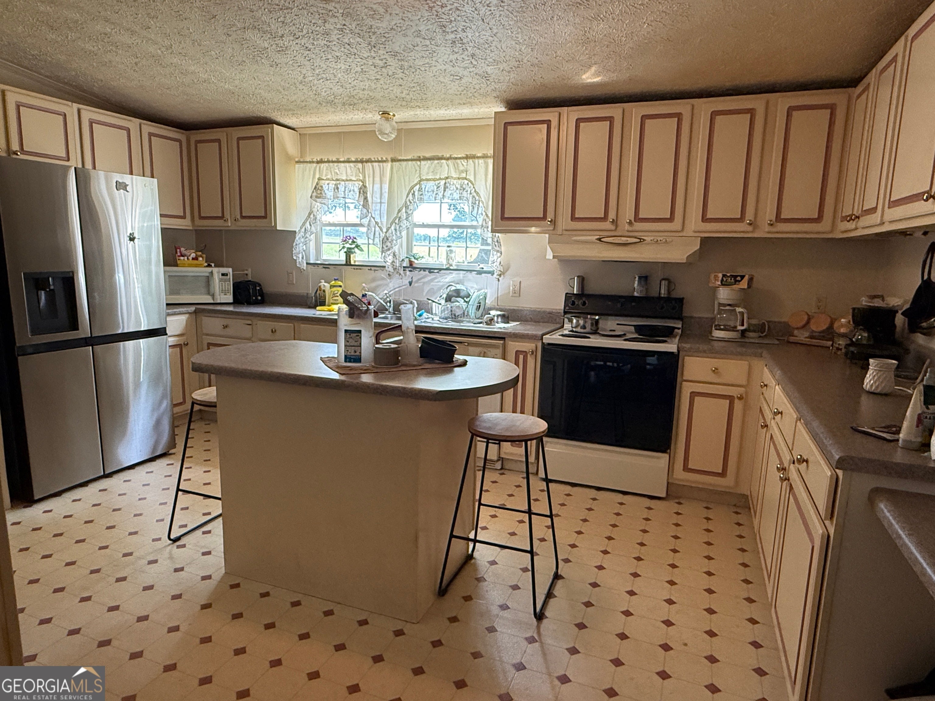 1077 Lem Edwards RD