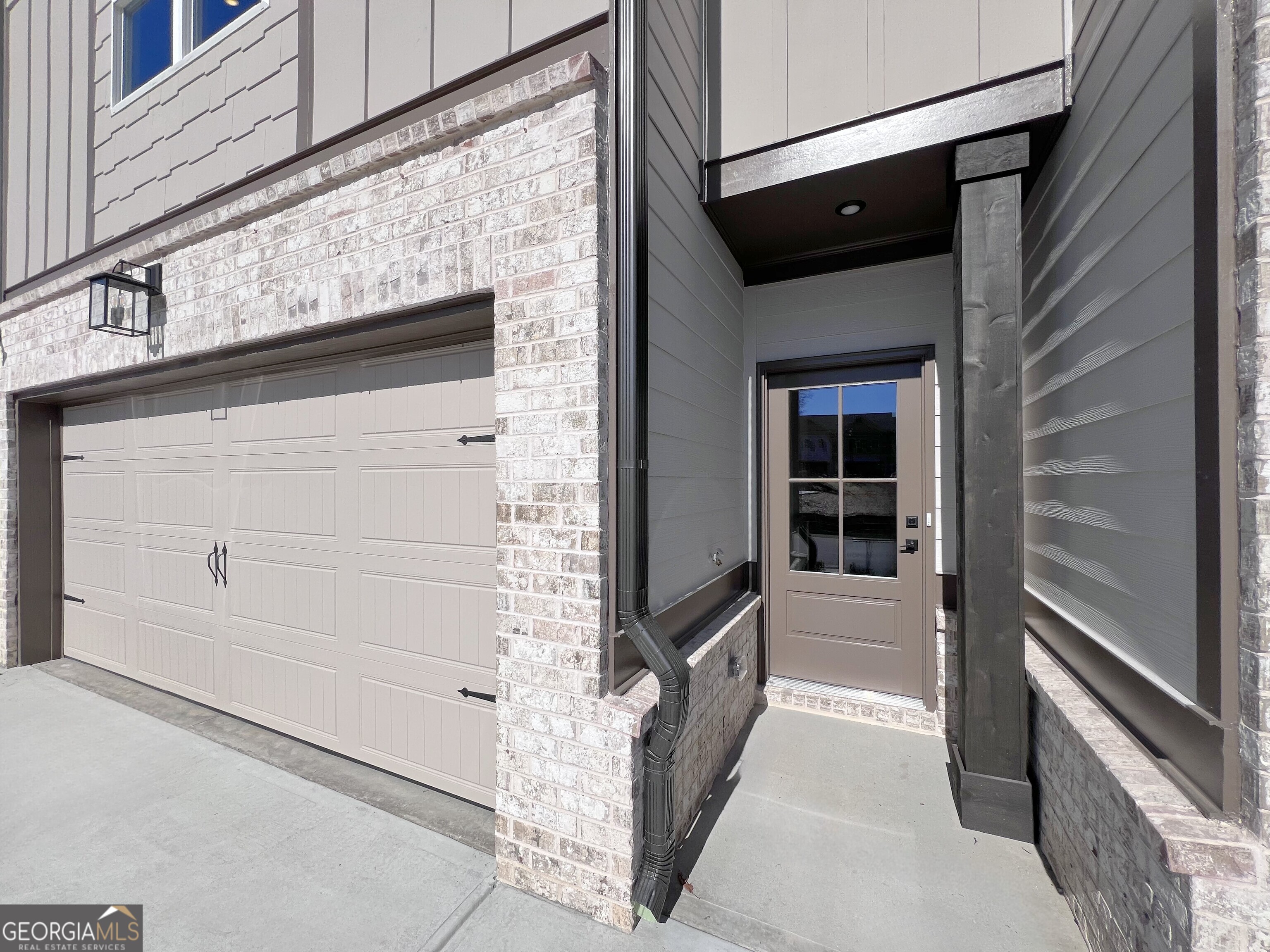 4223 Fern River TRL 2