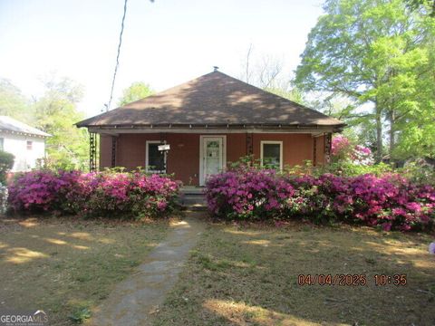 715 E Chappell Street, Griffin, GA 30223 - #: 10504230
